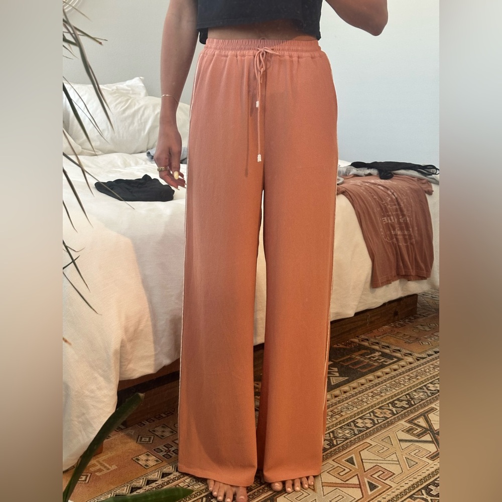 Women's Peach Wide-Leg Pants